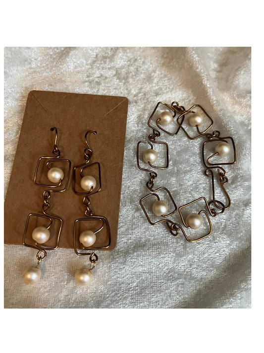 Wire Bracelet and Earrings Set