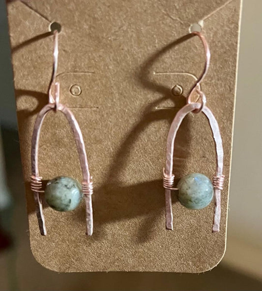 Horseshoe style earrings